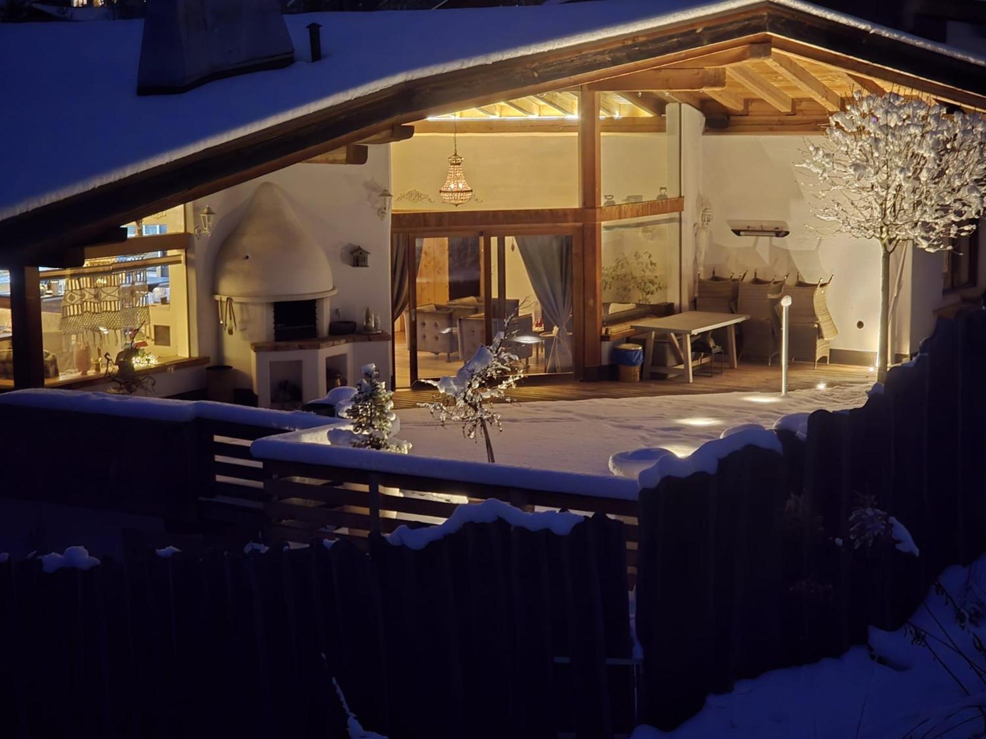 Chaletserlesblicktirol Mieders Bagian luar foto