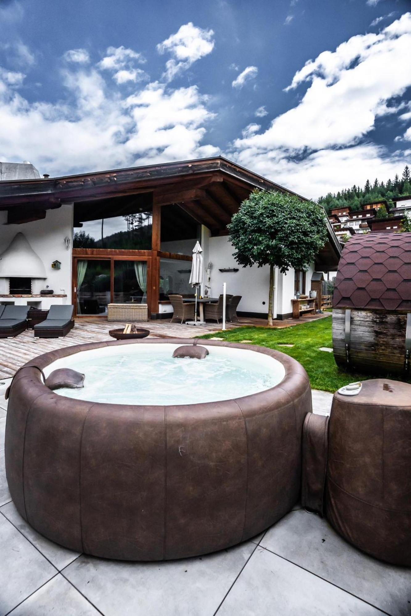 Chaletserlesblicktirol Mieders Bagian luar foto