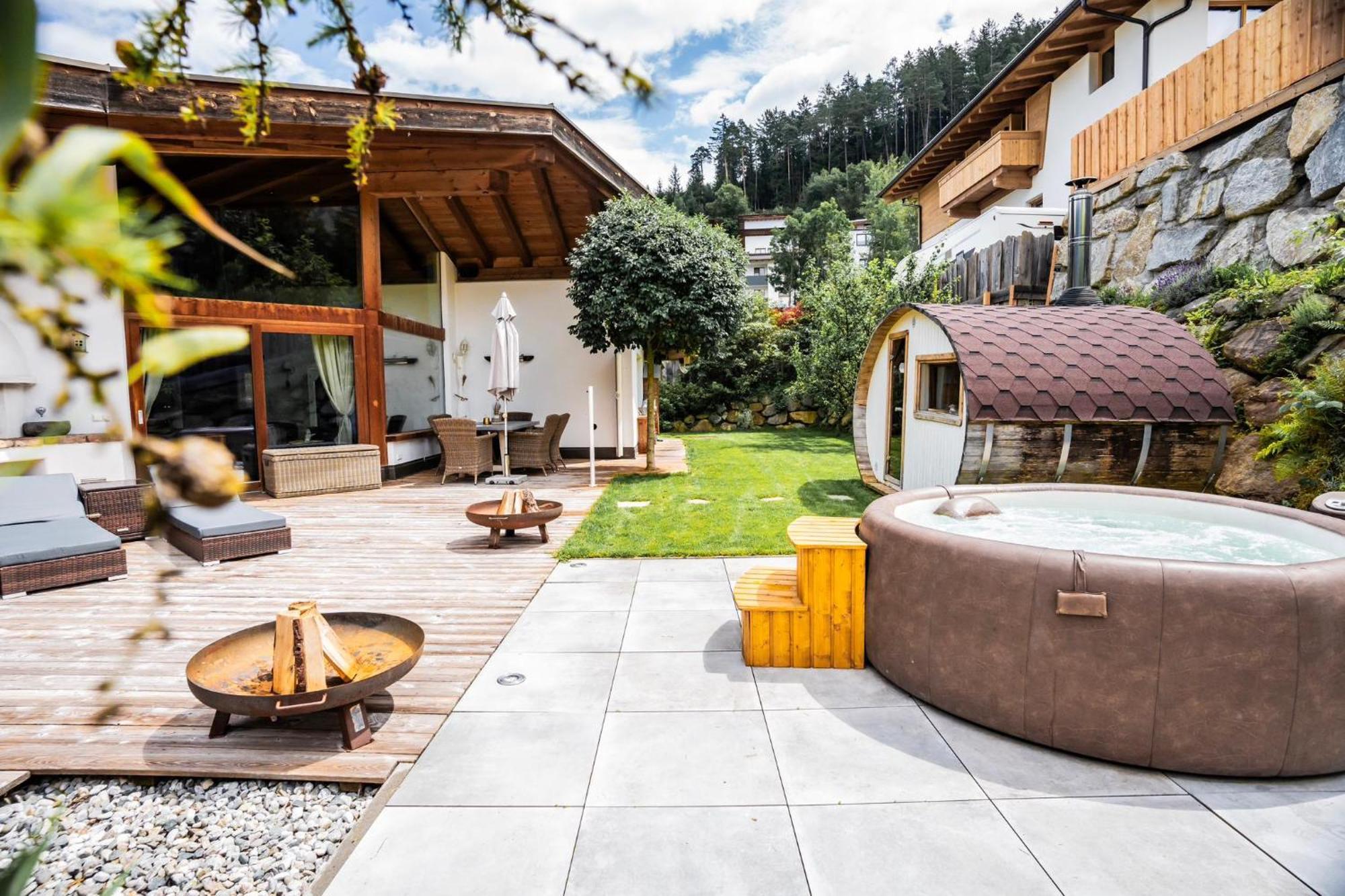 Chaletserlesblicktirol Mieders Bagian luar foto